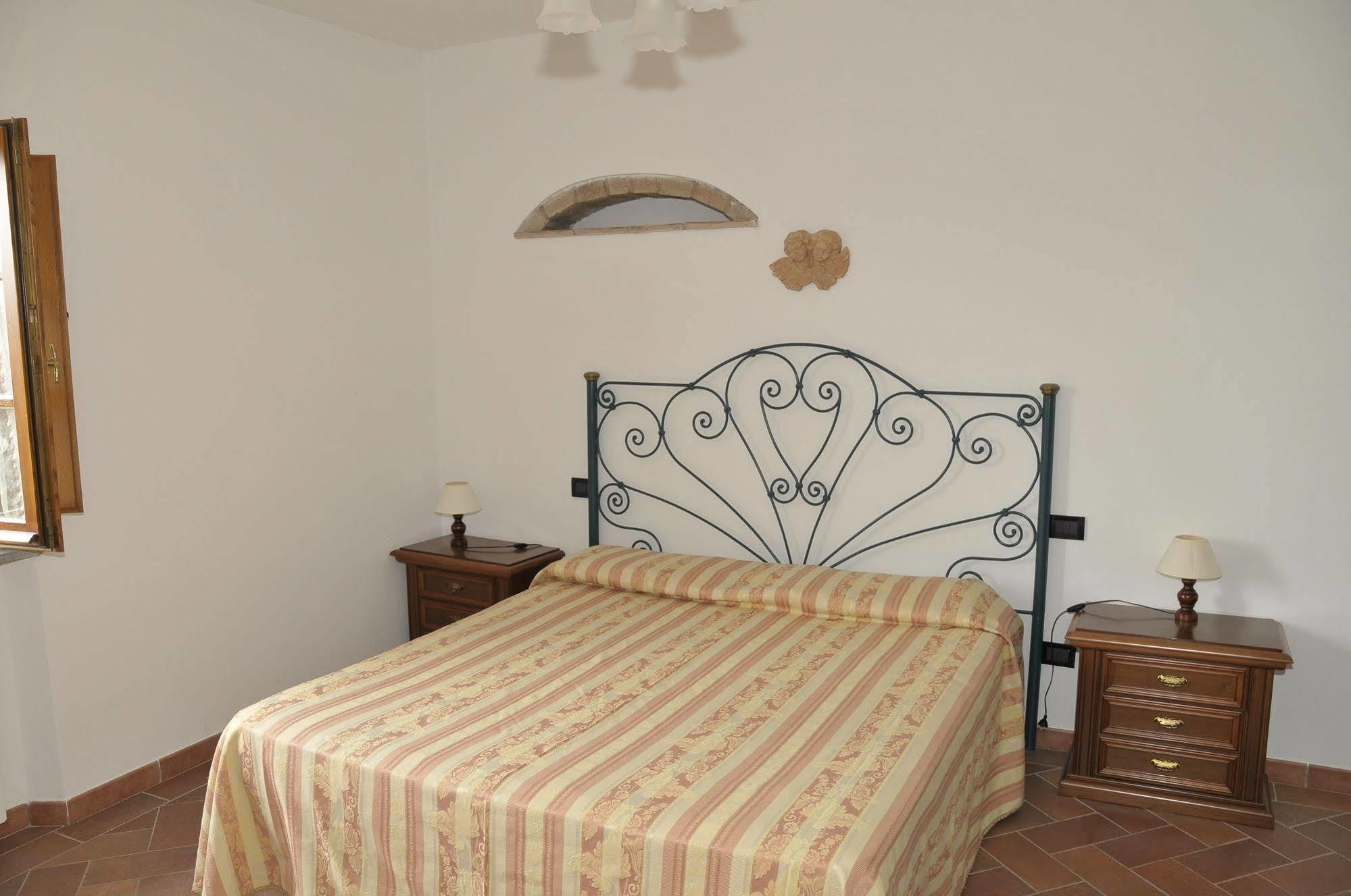 Agriturismo Renai E Monte ガンバッシ・テルメ エクステリア 写真